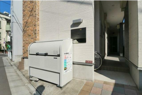 PROPSのエントランス