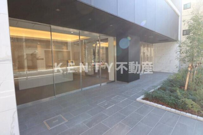 【エントランス】 | ガリシアレジデンス品川パークサイド | 清潔なエントランスです