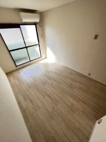 メゾン・ド・エルの居間・リビング