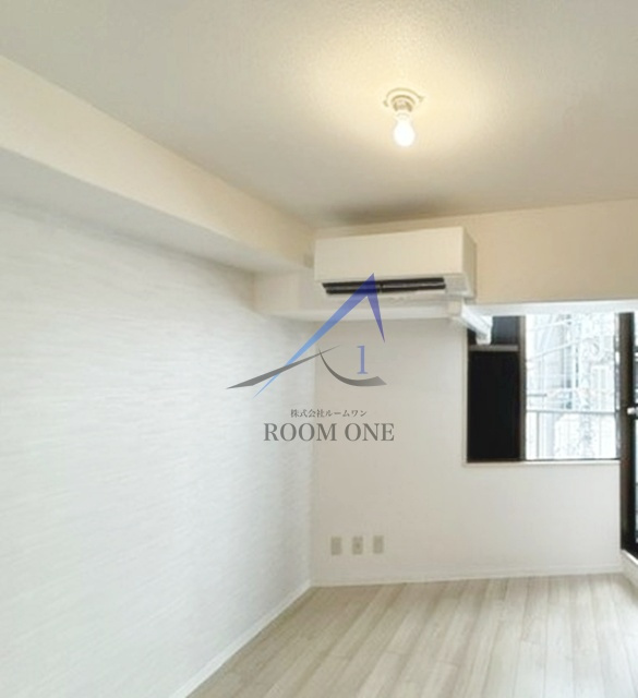 インペリアルお茶の水の居間・リビング|洋室のお部屋です。