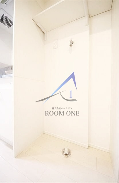 ハーモニーテラス四谷坂町の設備|洗濯機置き場です。