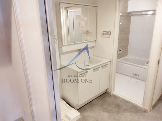 錦糸町一重ローヤルコーポの洗面所|洗面台です。