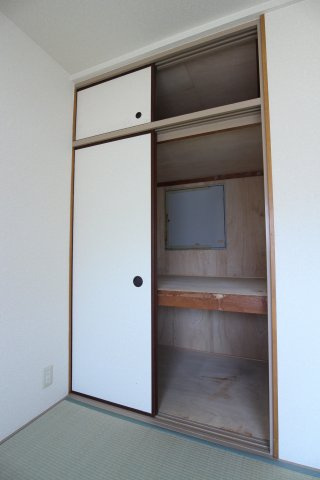 ピアシティ朝霧の収納