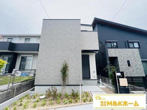 半田市花園町4丁目　全1棟の外観|完成しました！　並列駐車2台可能☆
