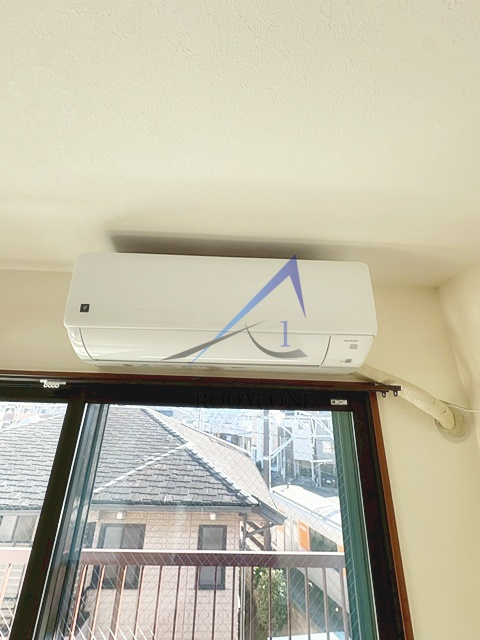 ヴァンベール・エモリのその他