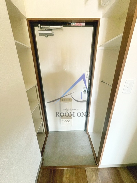 ヴァンベール・エモリの玄関|玄関です。