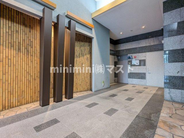 フロンティアタワー九条Ⅰ（旧CITY SPIRE九条Ⅰ）のロビー