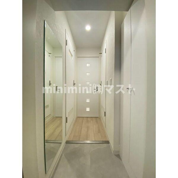 フロンティアタワー九条Ⅰ（旧CITY SPIRE九条Ⅰ）の玄関