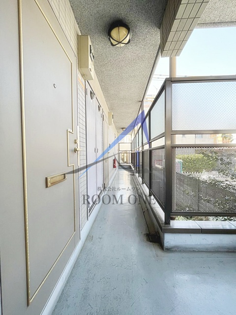 エレガンス新宿