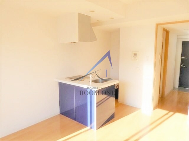 ＦＯＲＴＩＳ水天宮前の居間・リビング|洋室のお部屋です。