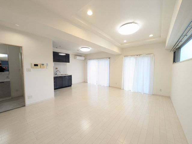 ラ・フォルトゥレス・ド・フェ覚王山｜名古屋市の賃貸ならMｙ賃貸の居間・リビング