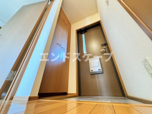 レトア絹香Bの玄関|高崎、前橋、伊勢崎エリアのお部屋探しはエンドスケープまで！お客様の理想お聞かせ下さい♪