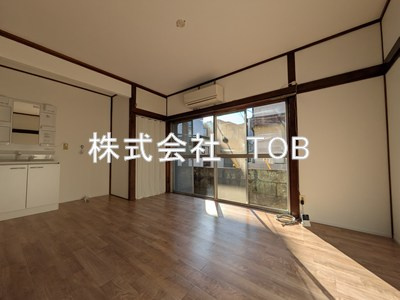 【居間・リビング】 | 染地2丁目貸家-普通借家契約2年-