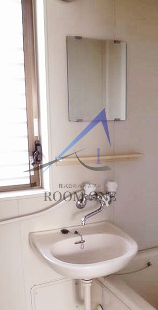 コーポマルヤマの洗面所|洗面台です。