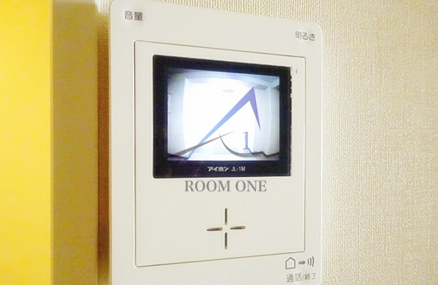 ビューパレス南台のセキュリティ|モニター付きインターホンです。