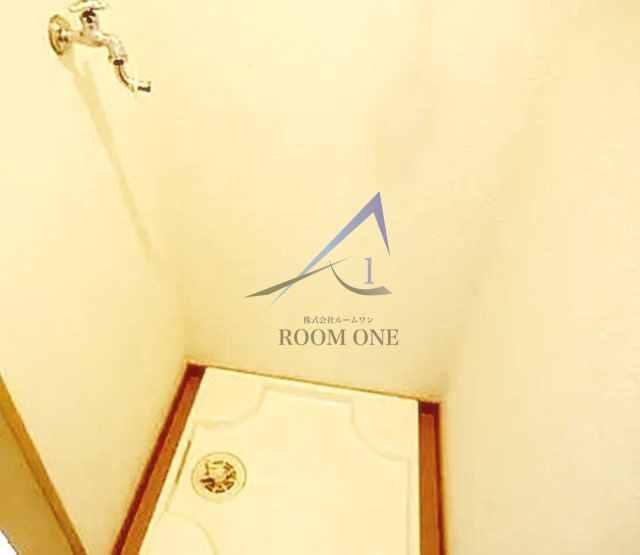 カーサ中野の設備|洗濯機置き場です。