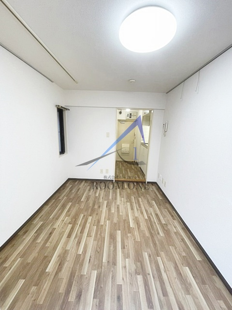 パレスハイツ千歳烏山の居間・リビング|洋室のお部屋です。