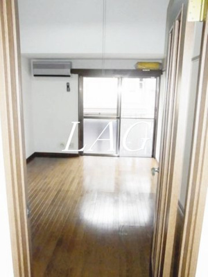 【居間・リビング】 | ＲｉｖｅｒＳｔｏｎｅＰｌａｚａ | 洋室のお部屋です。