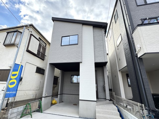 柏市あけぼの３丁目新築戸建【柏第一小学校：9分】の外観|完成済み内覧可能です！！