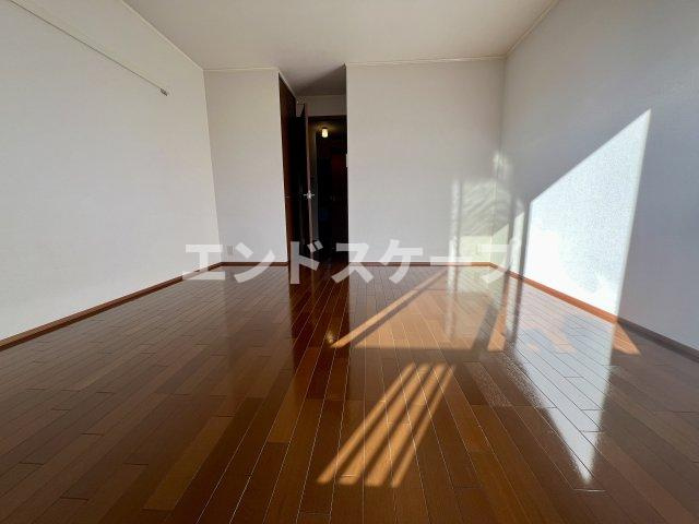 ボナールアークAの居間・リビング|高崎、前橋エリアのお部屋探しはエンドスケープまで！お客様の理想お聞かせ下さい♪