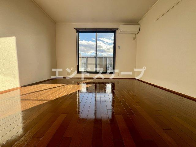 ボナールアークAの居間・リビング|高崎、前橋エリアのお部屋探しはエンドスケープまで！お客様の理想お聞かせ下さい♪