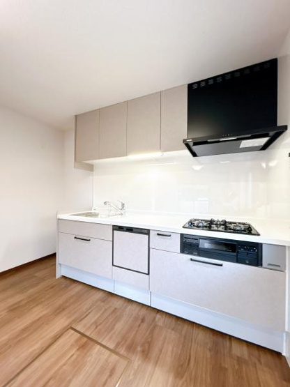 【キッチン】 | 仲介手数料無料！東岐波小学校に通えるリフォーム済み中古住宅　宇部市東岐波 | キッチンです