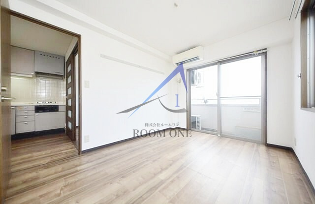 ヒルズガーデン東雪谷の居間・リビング|洋室のお部屋です。