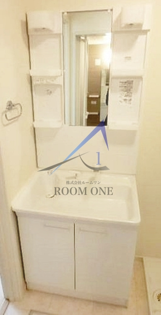 タウンコート双葉の洗面所|独立洗面台です。