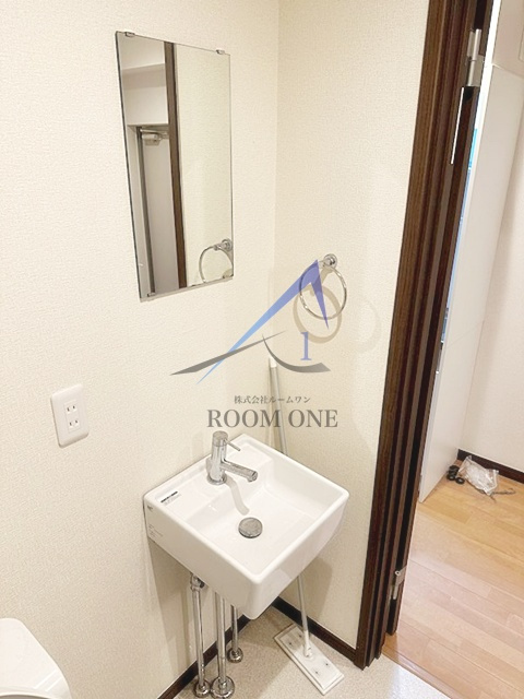 エクセルコート白楽の洗面所|独立洗面台です。