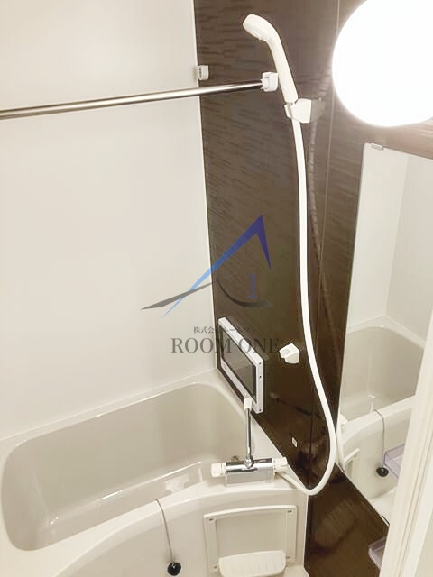 サンティエグラン横浜白楽の浴室|お風呂です。