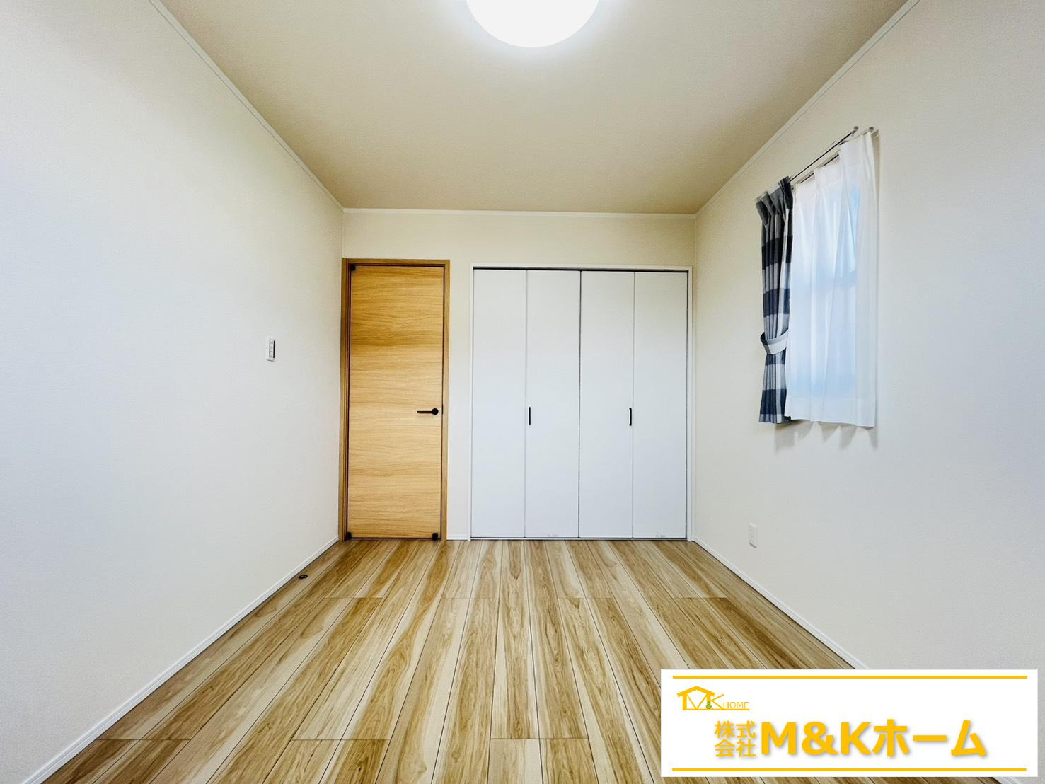 半田市有楽町3丁目　全3棟　1号棟の洋室|洋室6帖☆（北西側）