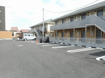 【駐車場】 | ヴィラドムス | 駐車場