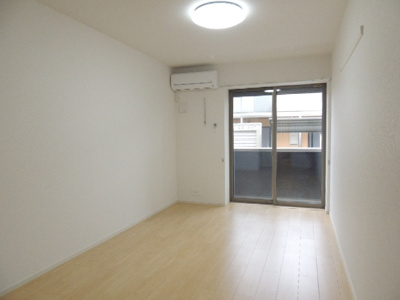 【居間・リビング】 | ヴィラドムス | 居室・リビング