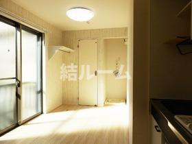 板橋区徳丸１丁目のアパートの居間・リビング