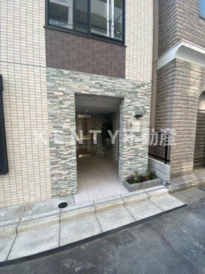 【エントランス】 | ＣＥＬＥＦＯＲＴ蒲田 | 清潔なエントランスです