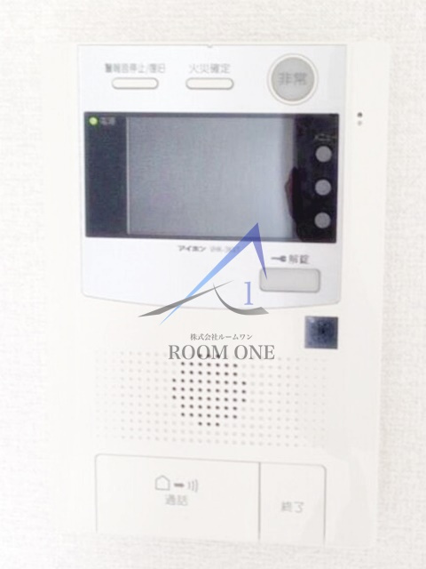プレール・ドゥーク東雲のセキュリティ|モニター付きインターホンです。