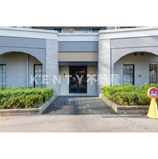 【エントランス】 | 落ち着いたエントランスです