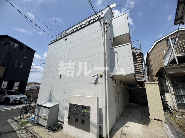 板橋区赤塚新町１丁目のアパートのエントランス