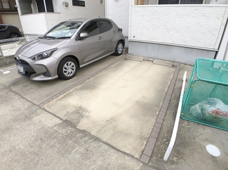 【駐車場】