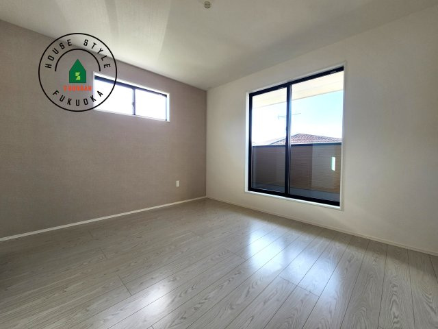 糟屋郡宇美町障子岳2丁目第2-3棟（1号棟）の寝室|主寝室には収納力に優れたクローゼットがありますので、お部屋もすっきり片付きます。