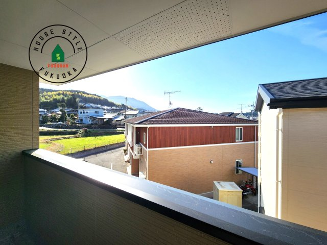 糟屋郡宇美町障子岳2丁目第2-3棟（1号棟）の展望|窓から緑が見える物件も魅力的です。