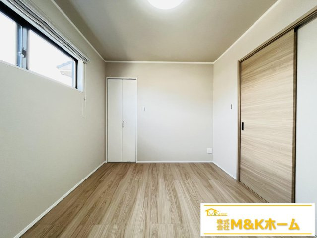 半田市有楽町3丁目　全3棟　3号棟の洋室|洋室6帖♪（北側）