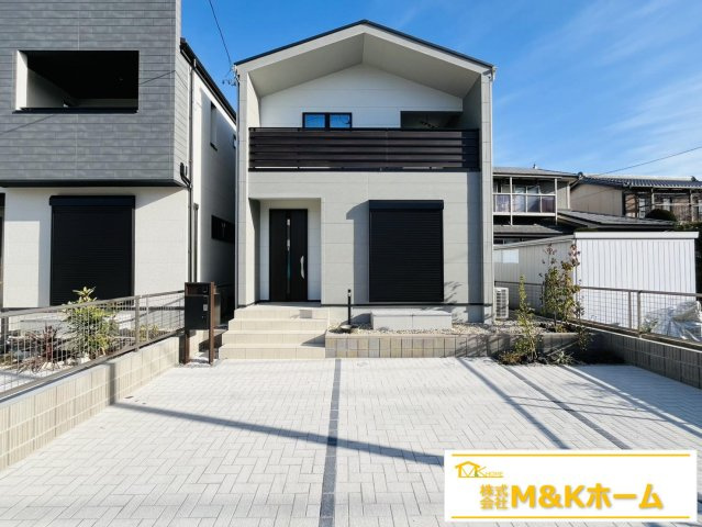 半田市有楽町3丁目　全3棟　3号棟の外観|完成しました！　並列駐車3台可能☆