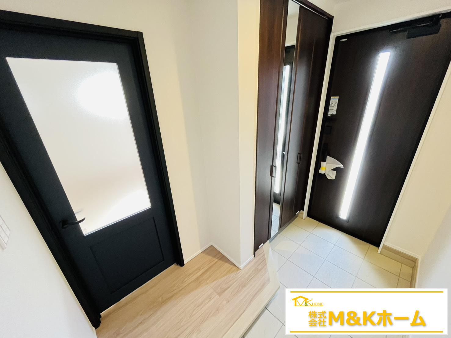 半田市有楽町3丁目　全3棟　3号棟の玄関|玄関☆