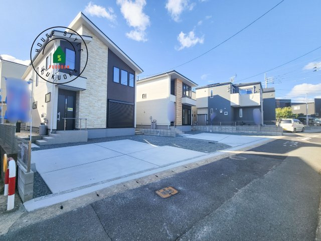 福岡市東区雁の巣2丁目第6-2棟（1号棟）　の前面道路含む現地写真|見学の時間などお気軽にお問い合わせ下さい。