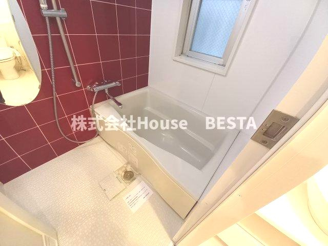 レジディア神戸磯上の浴室