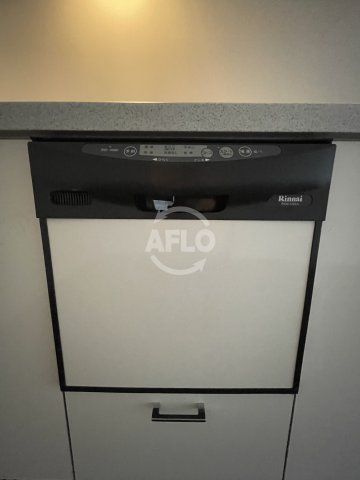 URBAN FLATS中之島のキッチン|La Douceur中之島　ガス2口システムキッチン（食洗機付き）