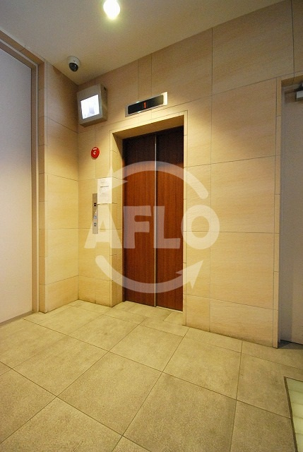 URBAN FLATS中之島のその他共用部分|La Douceur中之島（ラドゥセール中之島）　エレベーターホール