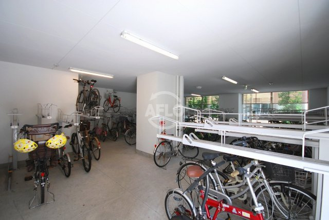 URBAN FLATS中之島のその他共用部分|La Douceur中之島（ラドゥセール中之島）　駐輪場