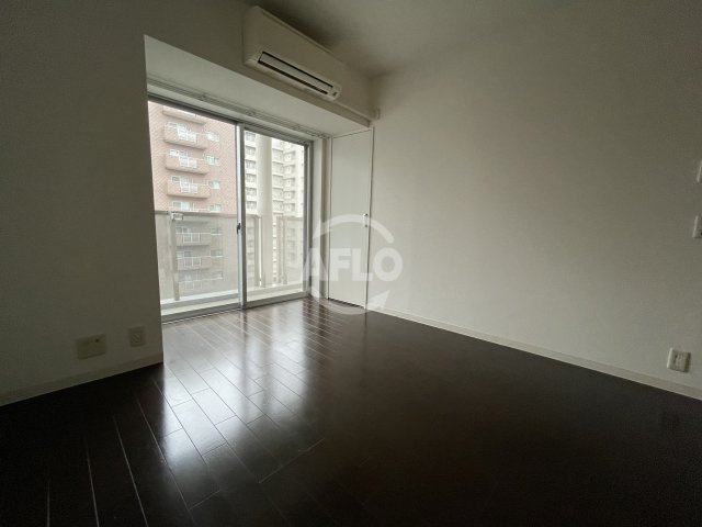 URBAN FLATS中之島の居間・リビング|La Douceur中之島　リビング